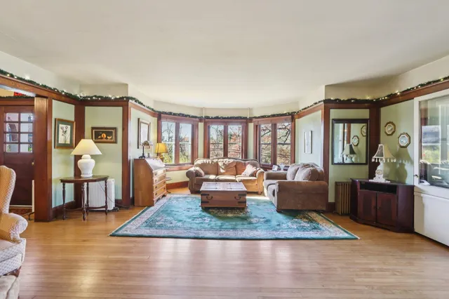 $797,400 | 930 River, Wisconsin Dells, WI 53965