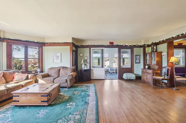 $797,400 | 930 River, Wisconsin Dells, WI 53965