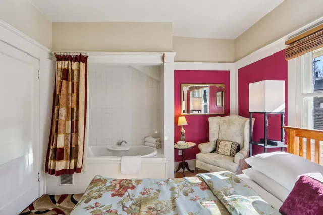 $797,400 | 930 River, Wisconsin Dells, WI 53965