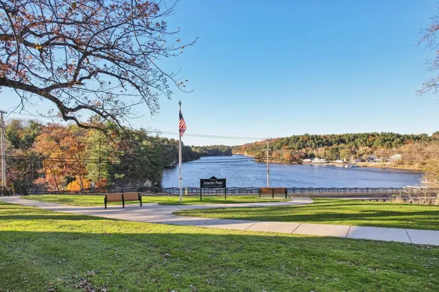 $797,400 | 930 River, Wisconsin Dells, WI 53965