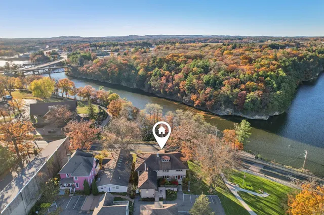 $797,400 | 930 River, Wisconsin Dells, WI 53965