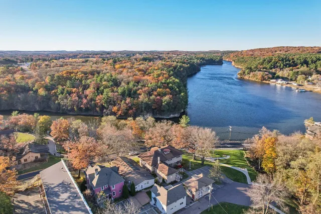 $797,400 | 930 River, Wisconsin Dells, WI 53965