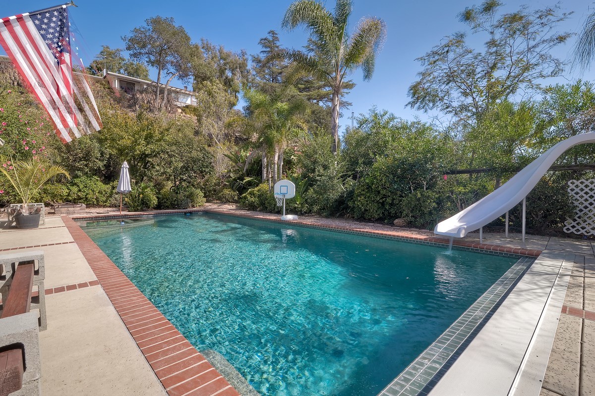 810 Porter Street Fallbrook, CA 92028 - Photo 22 of 25