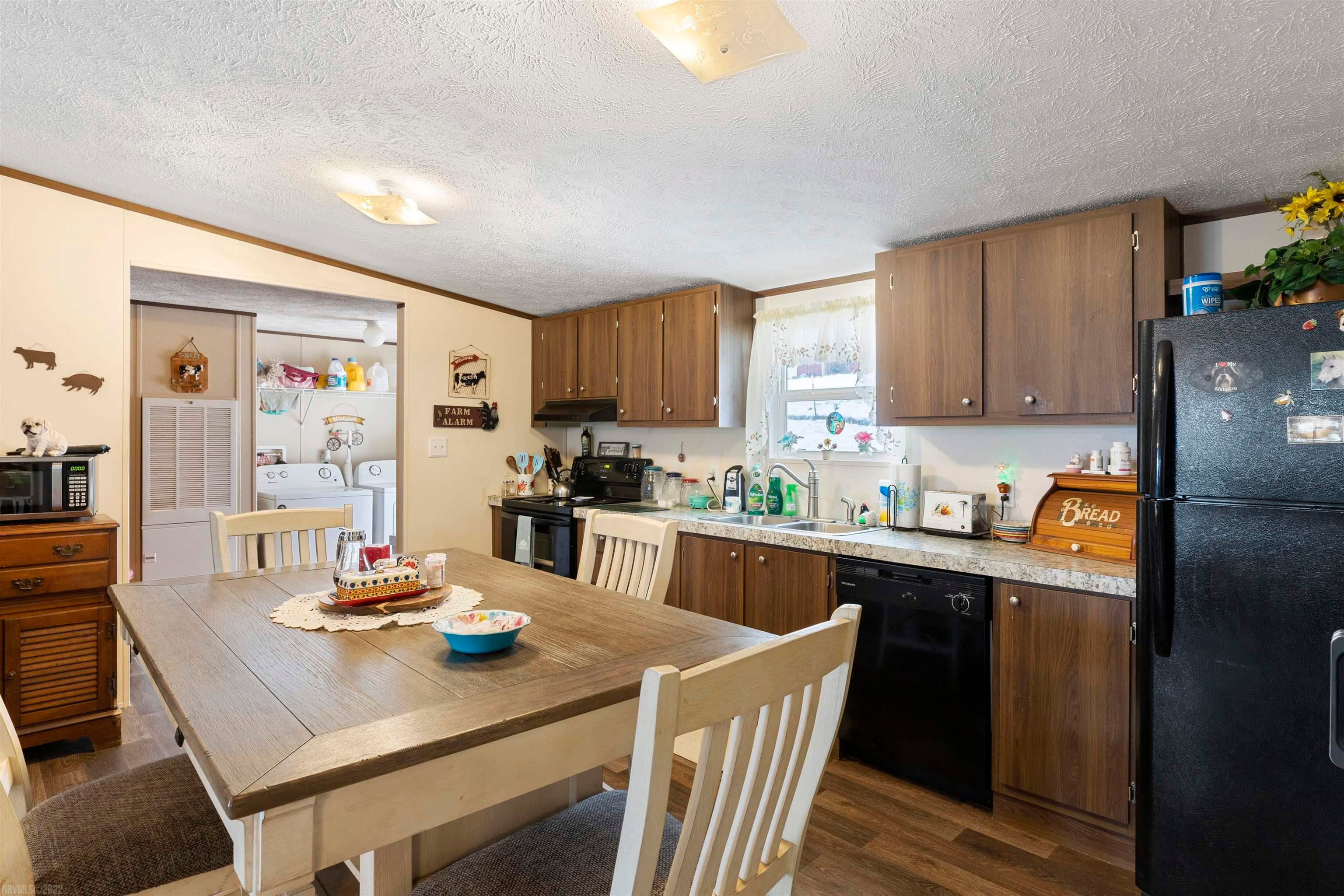 1760 Spring Valley Road Staffordsville, VA 24167 - Photo 50 of 87 Gallery Image 50