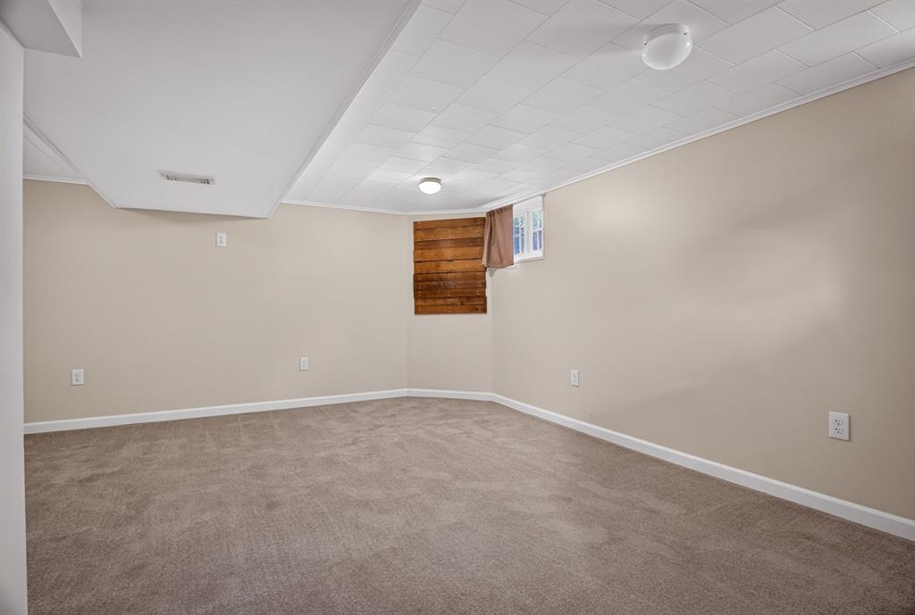 122 W Road Pittsburgh, PA 15209 - Photo 26 of 45 Gallery Image 26