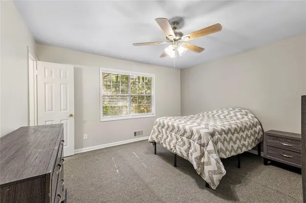 $2,295 | 1246 Elgin Way, Riverdale, GA 30296