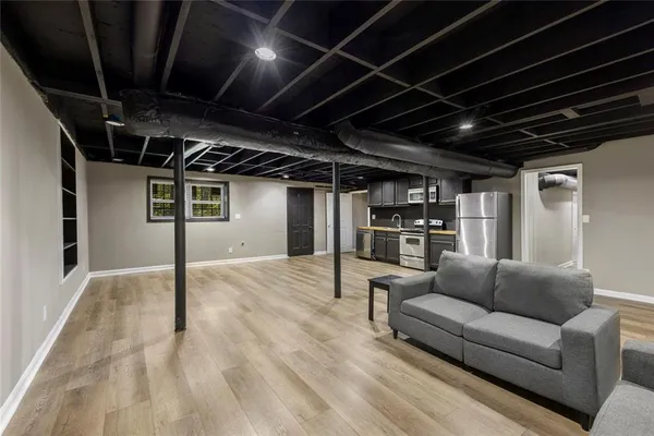 $2,295 | 1246 Elgin Way, Riverdale, GA 30296