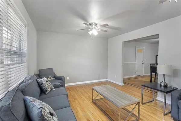 $2,295 | 1246 Elgin Way, Riverdale, GA 30296