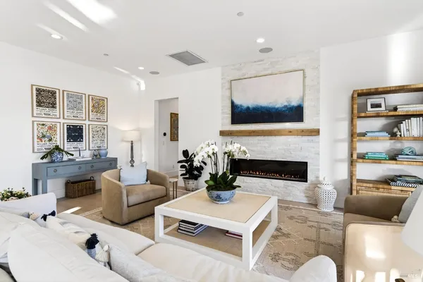 $3,600,000 | 16 Upland Road, St. Helena, CA 94574