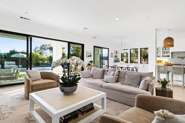 $3,600,000 | 16 Upland Road, St. Helena, CA 94574