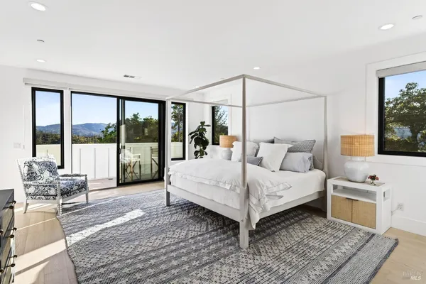 $3,600,000 | 16 Upland Road, St. Helena, CA 94574