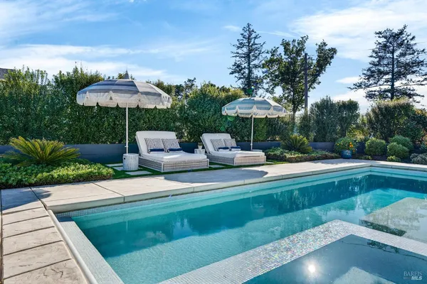 $3,600,000 | 16 Upland Road, St. Helena, CA 94574