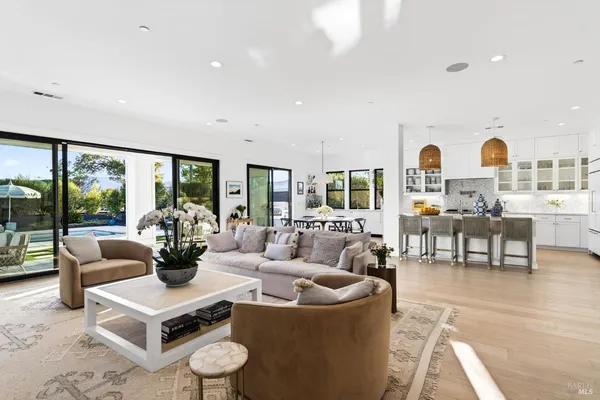 $3,600,000 | 16 Upland Road, St. Helena, CA 94574