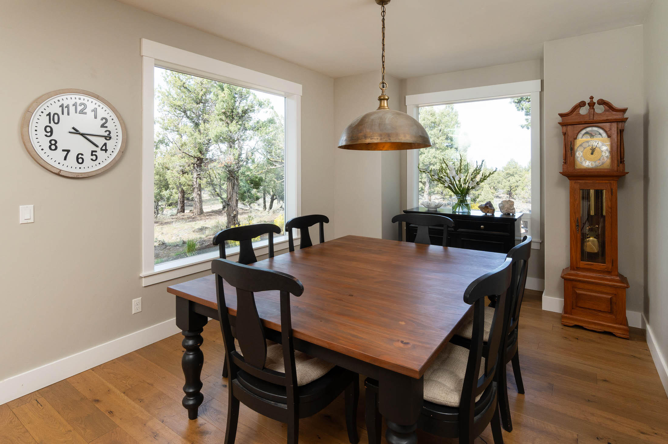 23160 Rickard Road Bend, OR 97702 - Photo 10 of 48 Plenty of space for even large gatherings