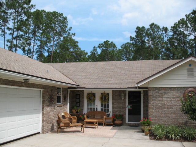 1267 Surrey Glen Road Middleburg, FL 32068 - Photo 6 of 25 Courtyard entrance to garage
