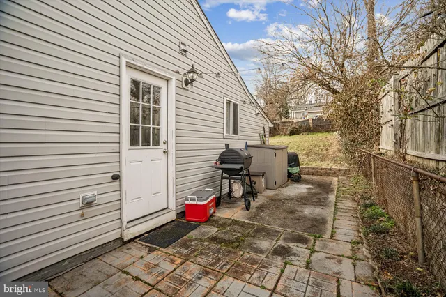 $2,500 | 3720 Harmon Avenue, Hyattsville, MD 20784