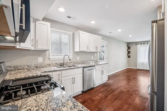 $2,500 | 3720 Harmon Avenue, Hyattsville, MD 20784