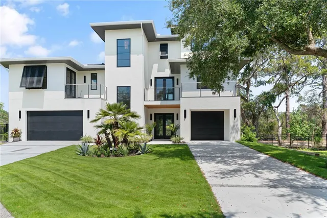 $2,350,000 | 14 Atlantic Point Drive, St. Simons Island, GA 31522