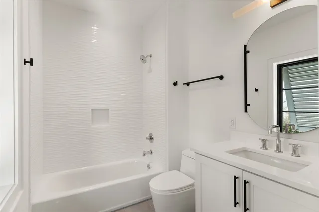 $2,350,000 | 14 Atlantic Point Drive, St. Simons Island, GA 31522