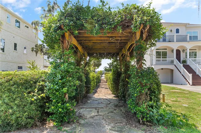 $2,350,000 | 14 Atlantic Point Drive, St. Simons Island, GA 31522
