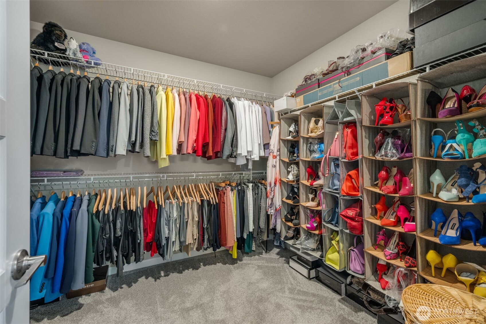 216 178th Street Southeast Bothell, WA 98012 - Photo 28 of 40 a view of walk in closet with clothes