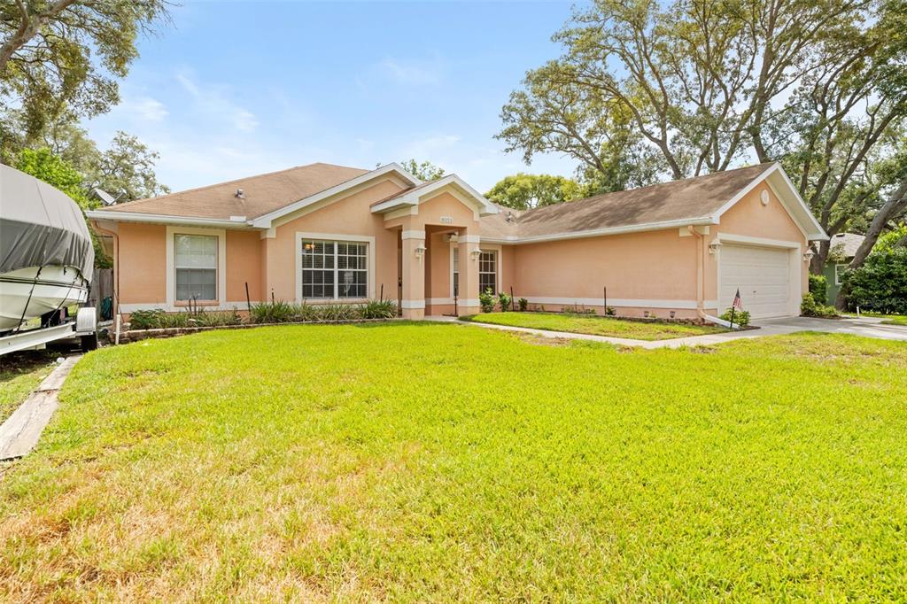 8053 Timberlake Avenue Spring Hill, FL 34606 - Photo 3 of 63