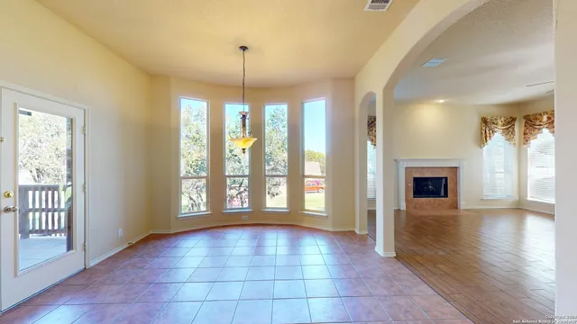$699,000 | 9921 Michelle Hill, San Antonio, TX 78266