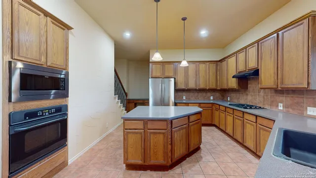 $699,000 | 9921 Michelle Hill, San Antonio, TX 78266