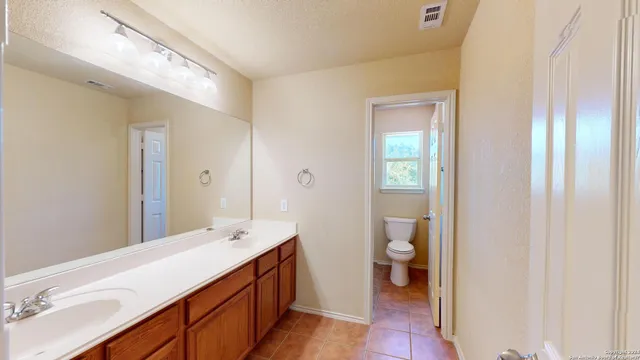 $699,000 | 9921 Michelle Hill, San Antonio, TX 78266