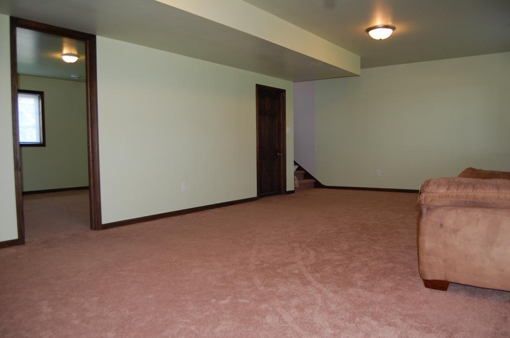 3088 Tamarack Lane Southeast Rochester, MN 55904 - Photo 12 of 20 Gallery Image 12