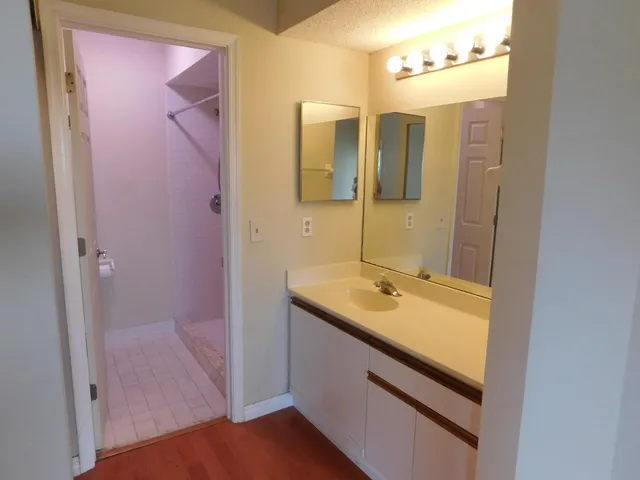 $2,450 | 21 VĆa De Casas Sur, Unit 202, Boynton Beach, FL 33426