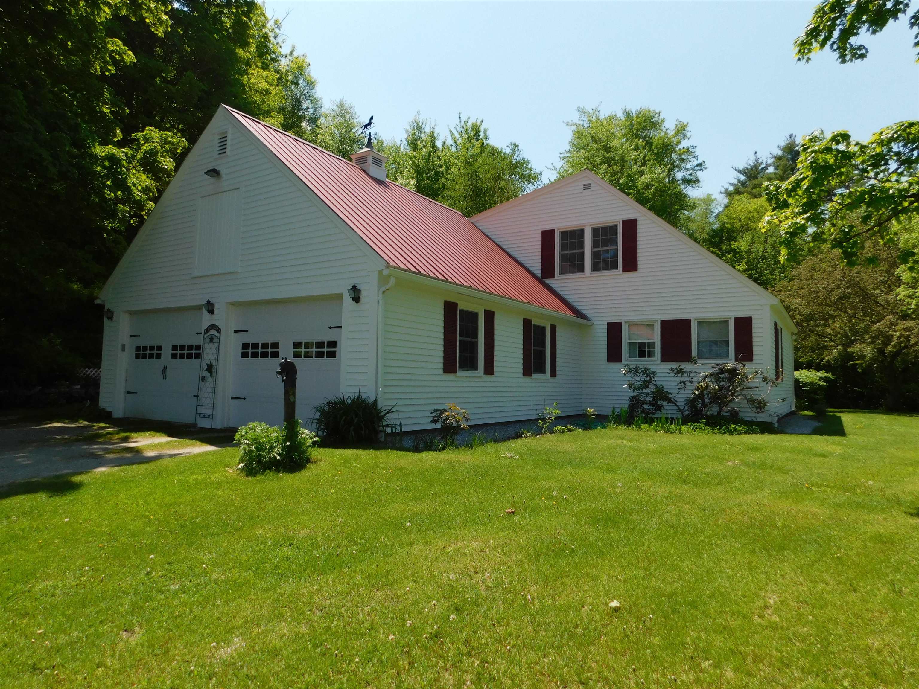 580 Sugar Hill Road Wallingford, VT 05742 - Photo 4 of 58