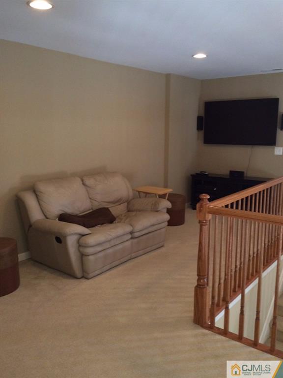 41 Bayard Road Somerset, NJ 08873 - Photo 9 of 16 Gallery Image 9