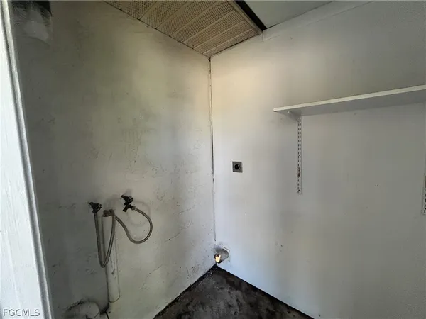 $1,550 | 17380 West Carnegie Circle, Unit 382, Fort Myers, FL 33967