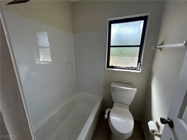 $1,550 | 17380 West Carnegie Circle, Unit 382, Fort Myers, FL 33967