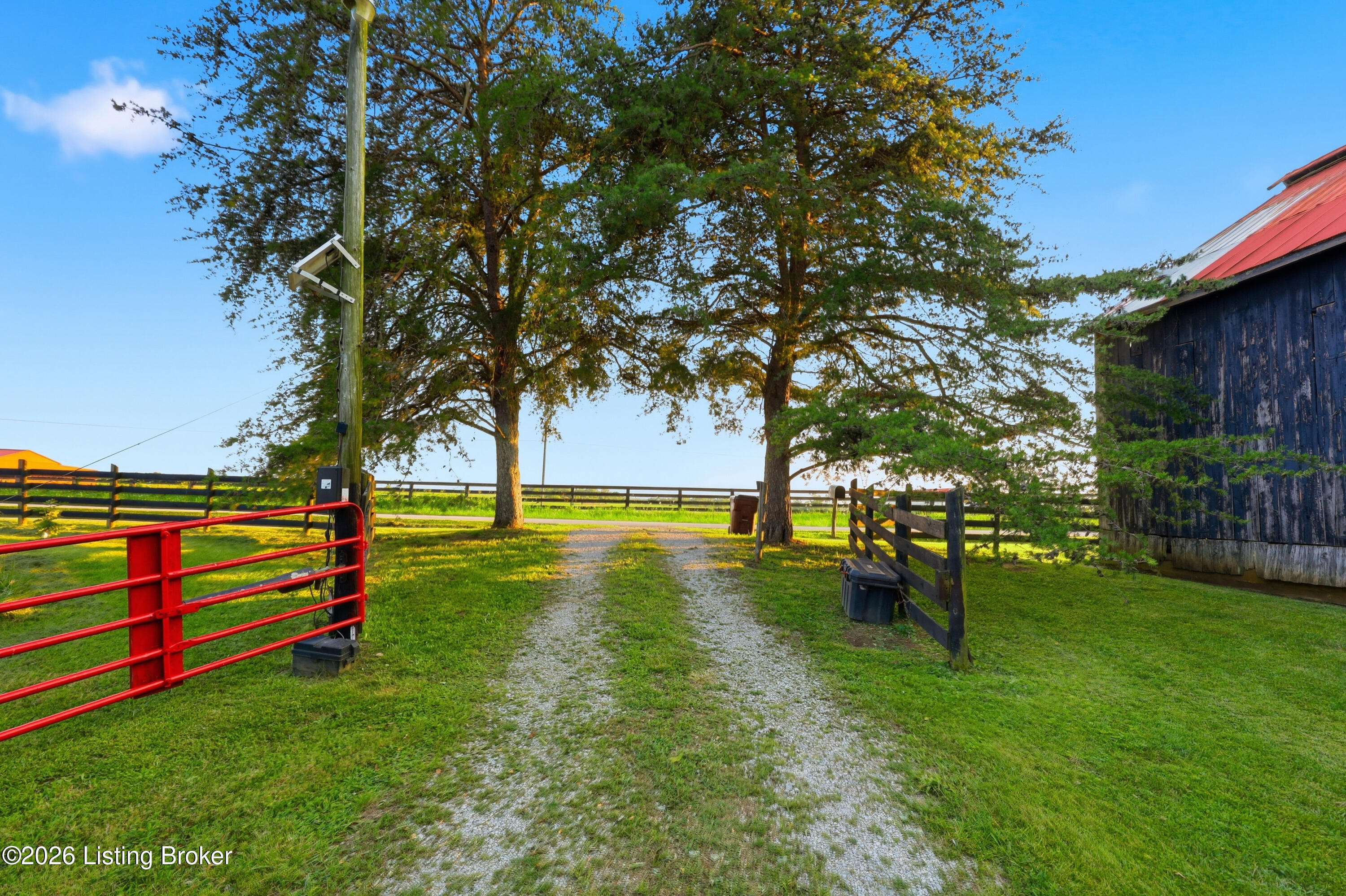 970 Jacksonville Road Bagdad, KY 40003 - Photo 68 of 69 Gated Entrance