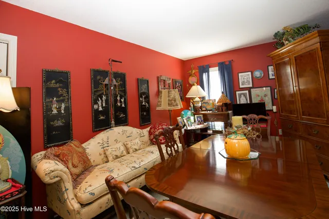 $375,000 | 642 Redwood Drive, Southern Pines, NC 28387