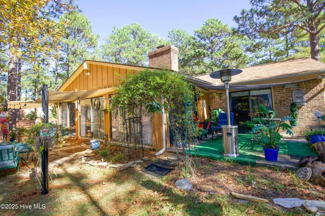 $375,000 | 642 Redwood Drive, Southern Pines, NC 28387