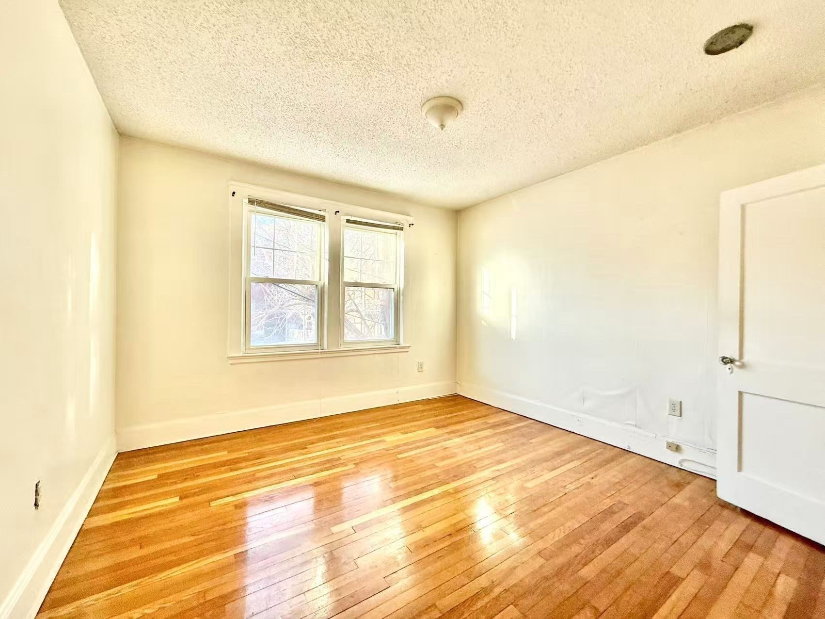 26 Chiswick Road, Unit 6 Boston, MA 02135 - Photo 10 of 19 Gallery Image 10