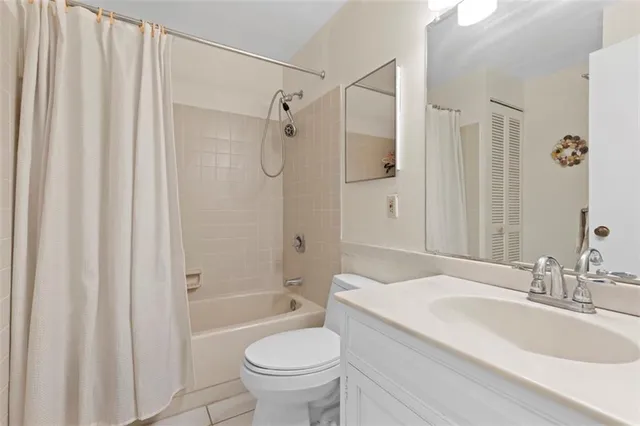 $273,900 | 750 Washington Road, Unit 1006, Pittsburgh, PA 15228