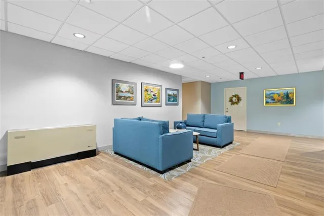 $273,900 | 750 Washington Road, Unit 1006, Pittsburgh, PA 15228