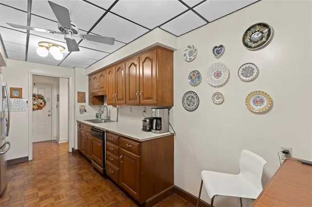 $273,900 | 750 Washington Road, Unit 1006, Pittsburgh, PA 15228