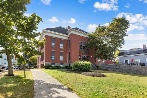 $650,000 | 181 North Street, Unit 213, Salem, MA 01970