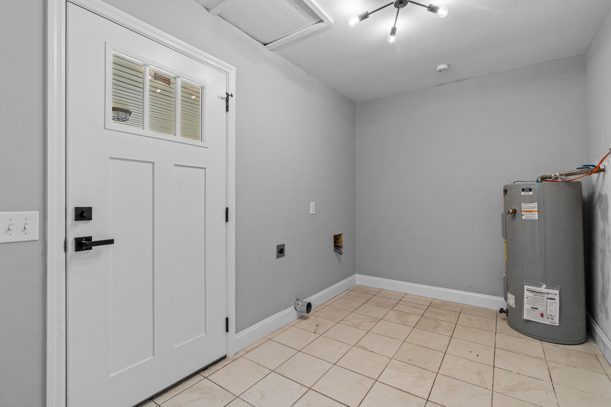 208 No Pone Road Northwest Georgetown, TN 37336 - Photo 6 of 17 a view of an empty room
