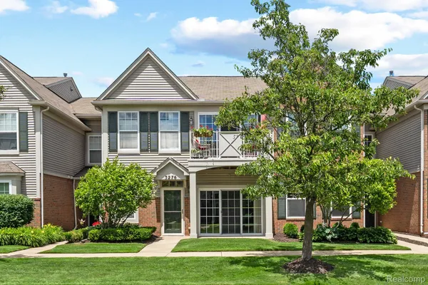 $255,000 | 3276 Theodore, Unit 2, Wixom, MI 48393