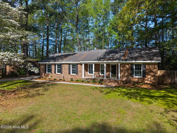 $268,000 | 117 Greenwood Drive, Greenville, NC 27834