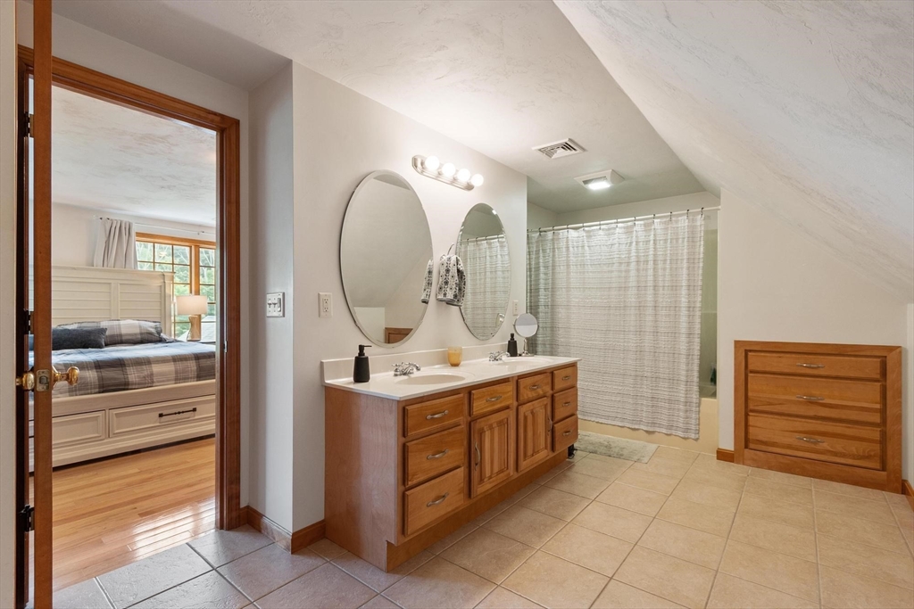 61 Newcomb Road Westminster, MA 01473 - Photo 21 of 42