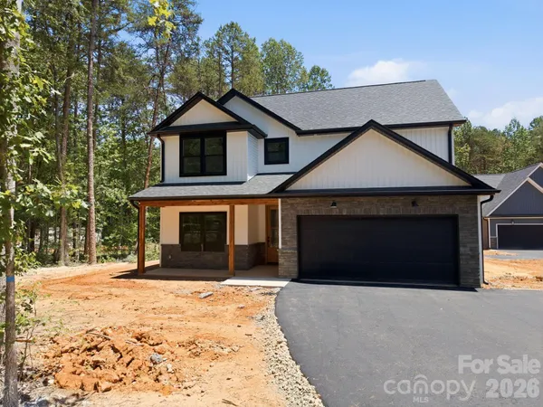 $460,000 | 305 Lake Farm Drive, Salisbury, NC 28146