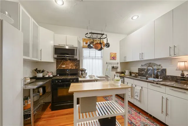 $349,900 | 905-907 Pelican Avenue, New Orleans, LA 70114