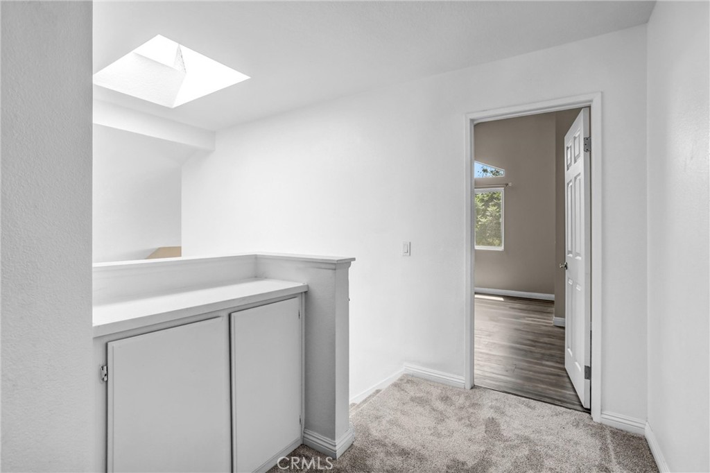 514 Conestoga Road San Dimas, CA 91773 - Photo 20 of 42 Upstairs hallway